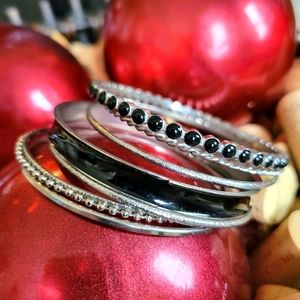 Express 7 Piece Bangle Set